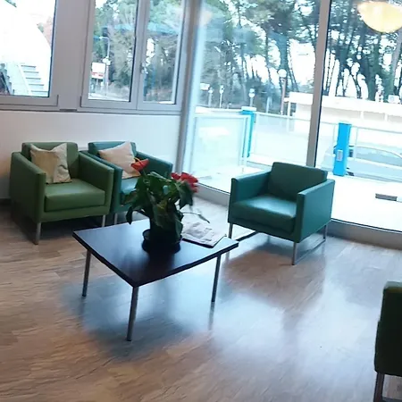 Bermuda Hotel 3*