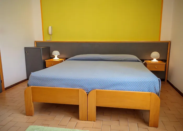 Bermuda מלון מרינה די רוונה